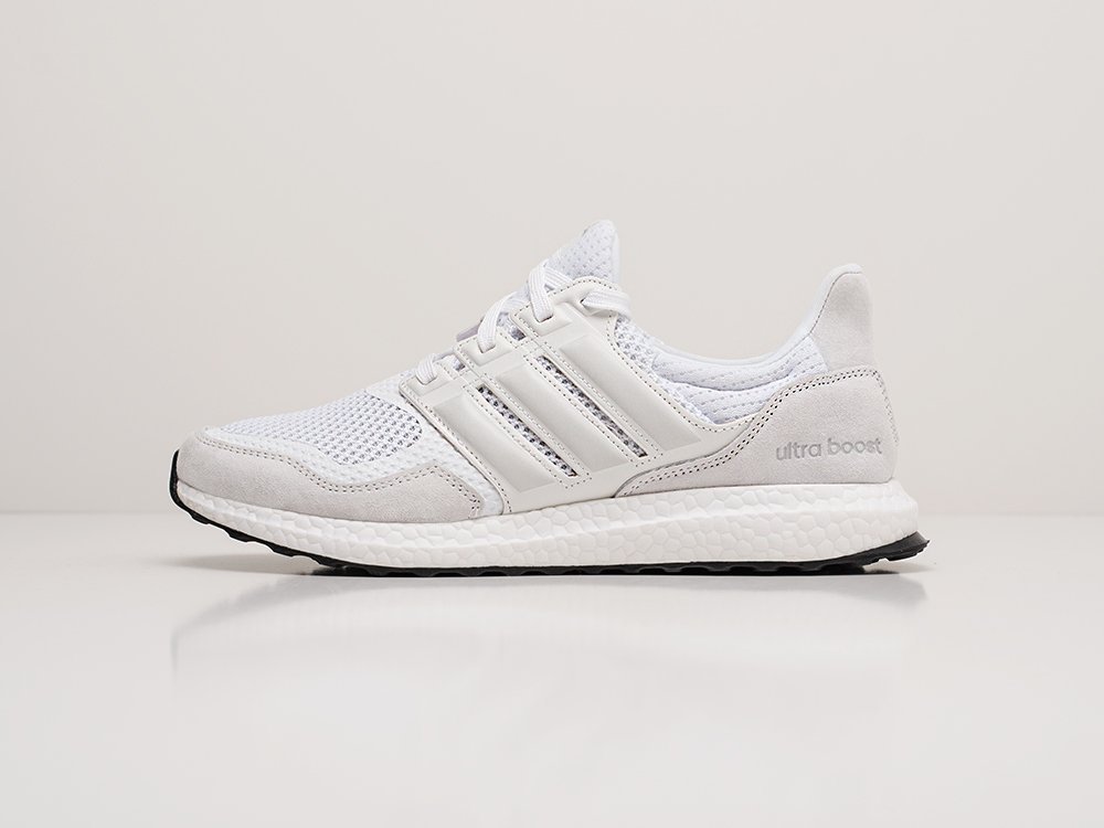 Adidas s and store l